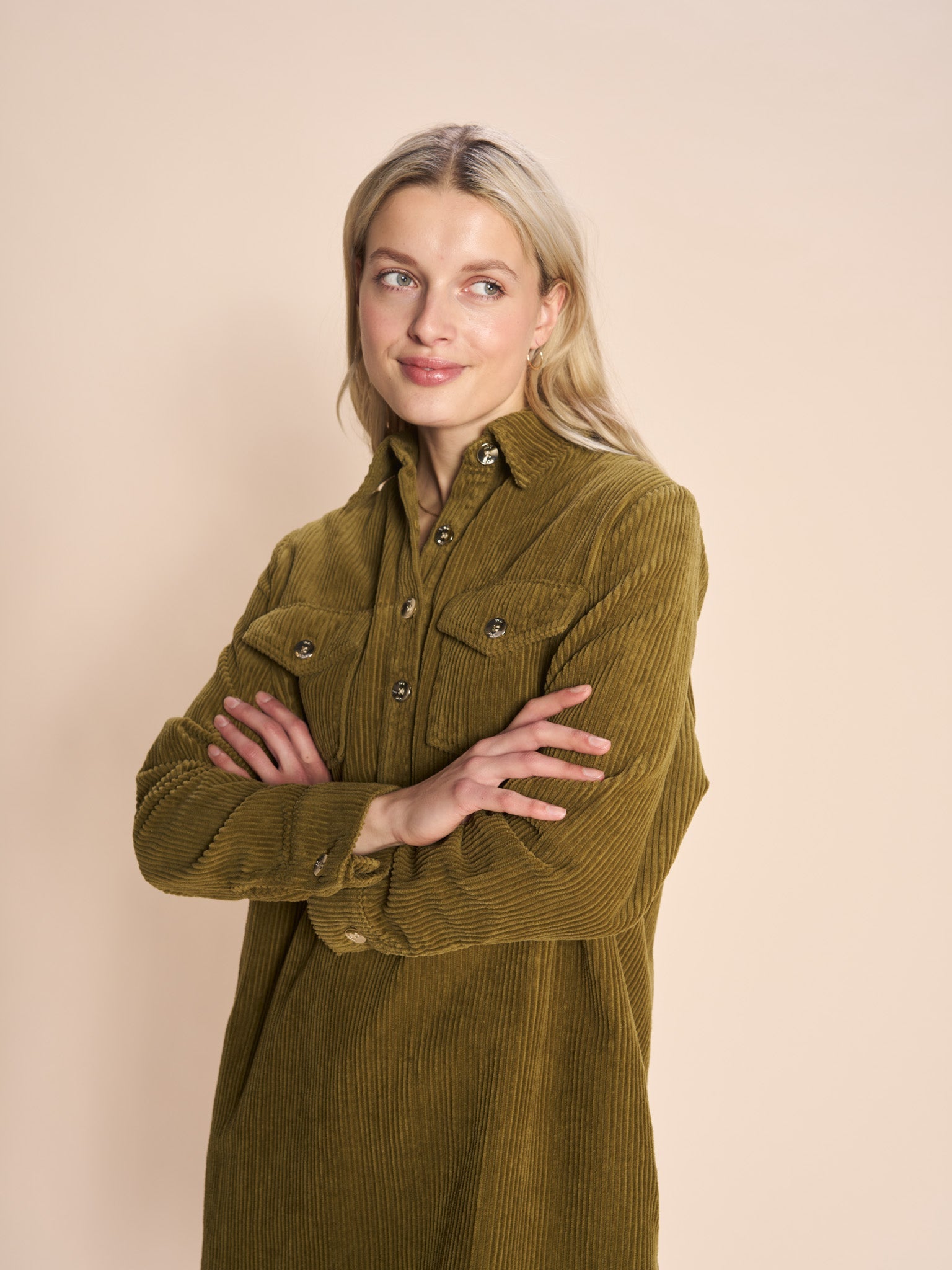 Modelshot / Fir Green / Detail